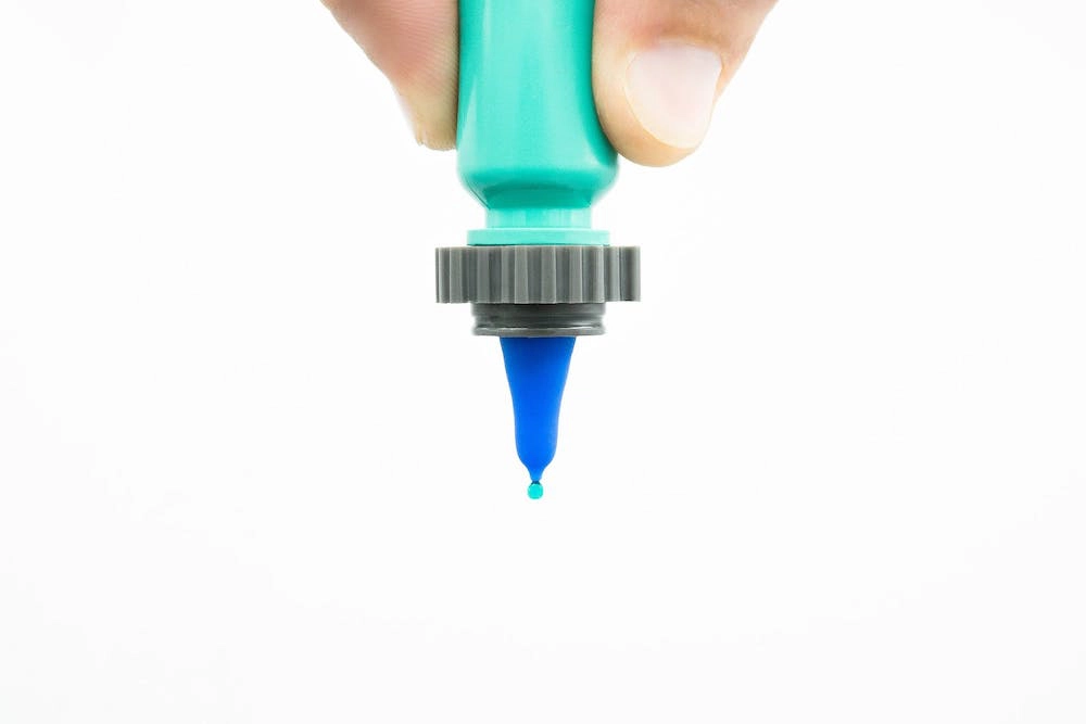 the nanodropper in use